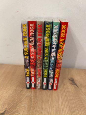 Lot Mangas Sun-Ken Rock