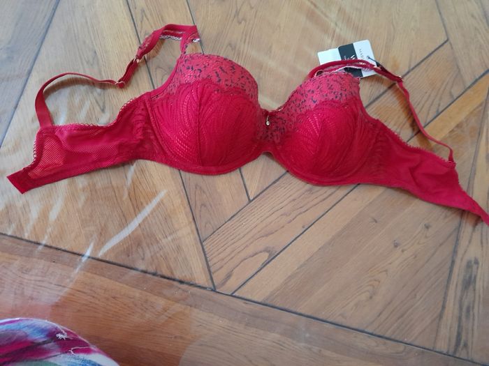 Soutien gorge - photo numéro 2