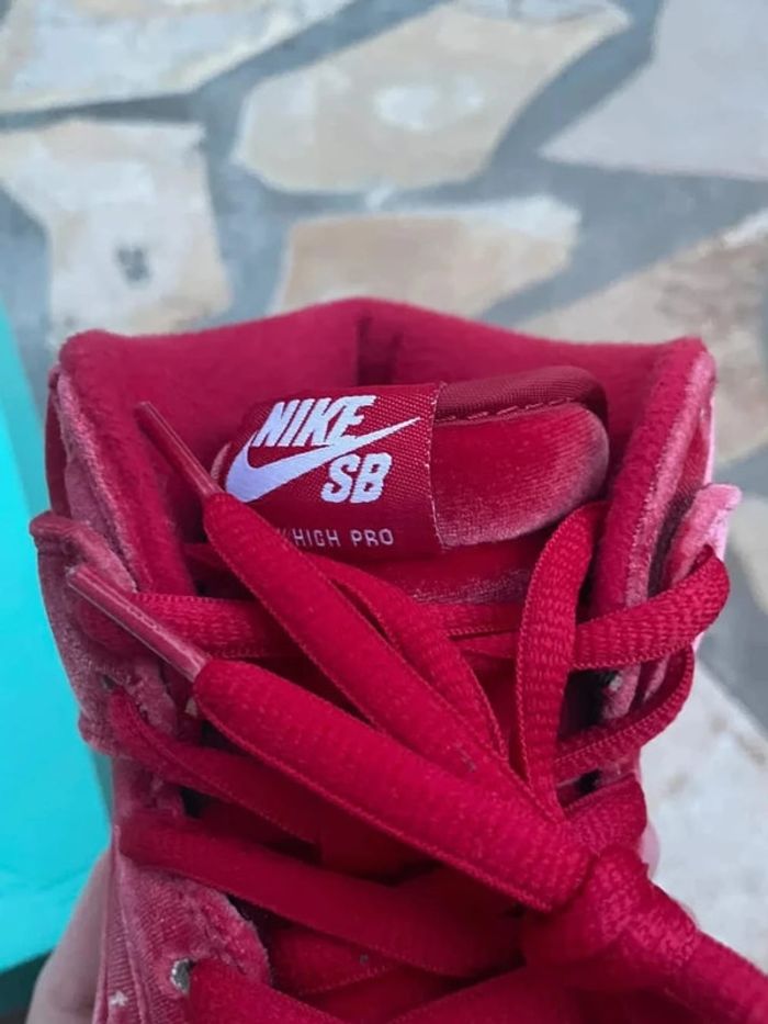 Nike SB Dunk High Red Velvet (2016) - photo numéro 7