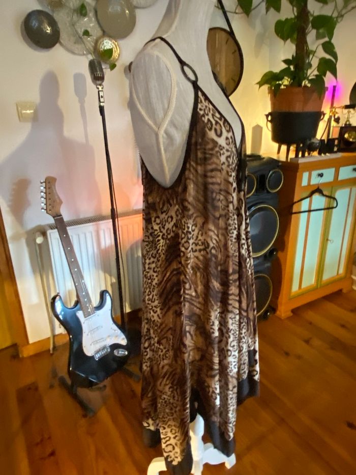 Robe longue imprimé animal – Breakout - photo numéro 4