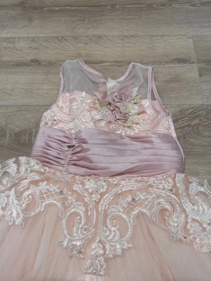 Robe cérémonie T 6 ans - photo numéro 3