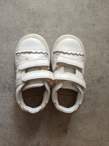 Baskets à scratch blanches Vertbaudet taille 22