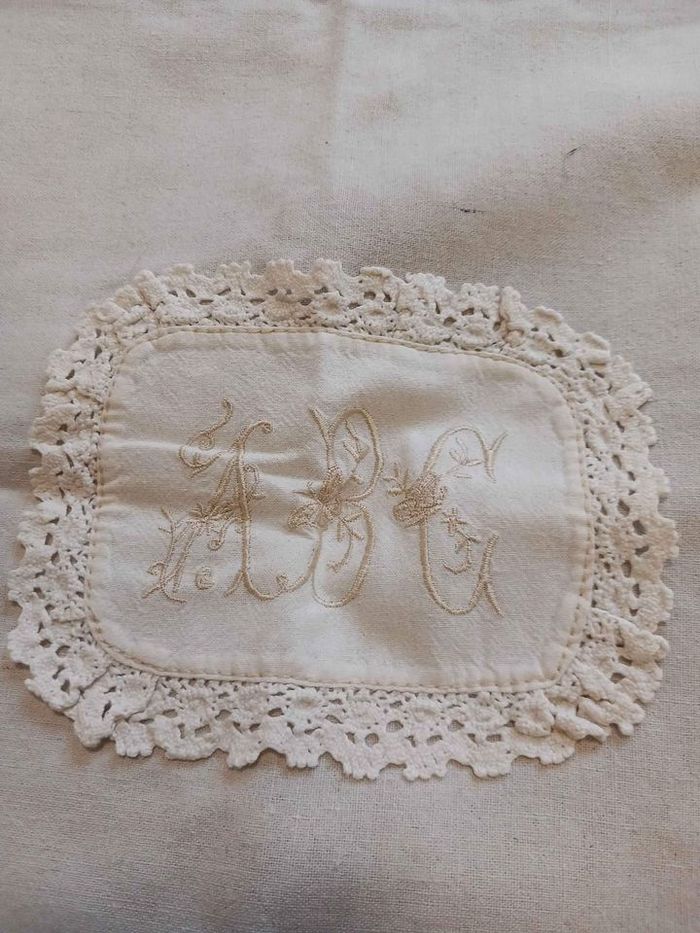 2 Petites taies d'oreillers - photo numéro 5