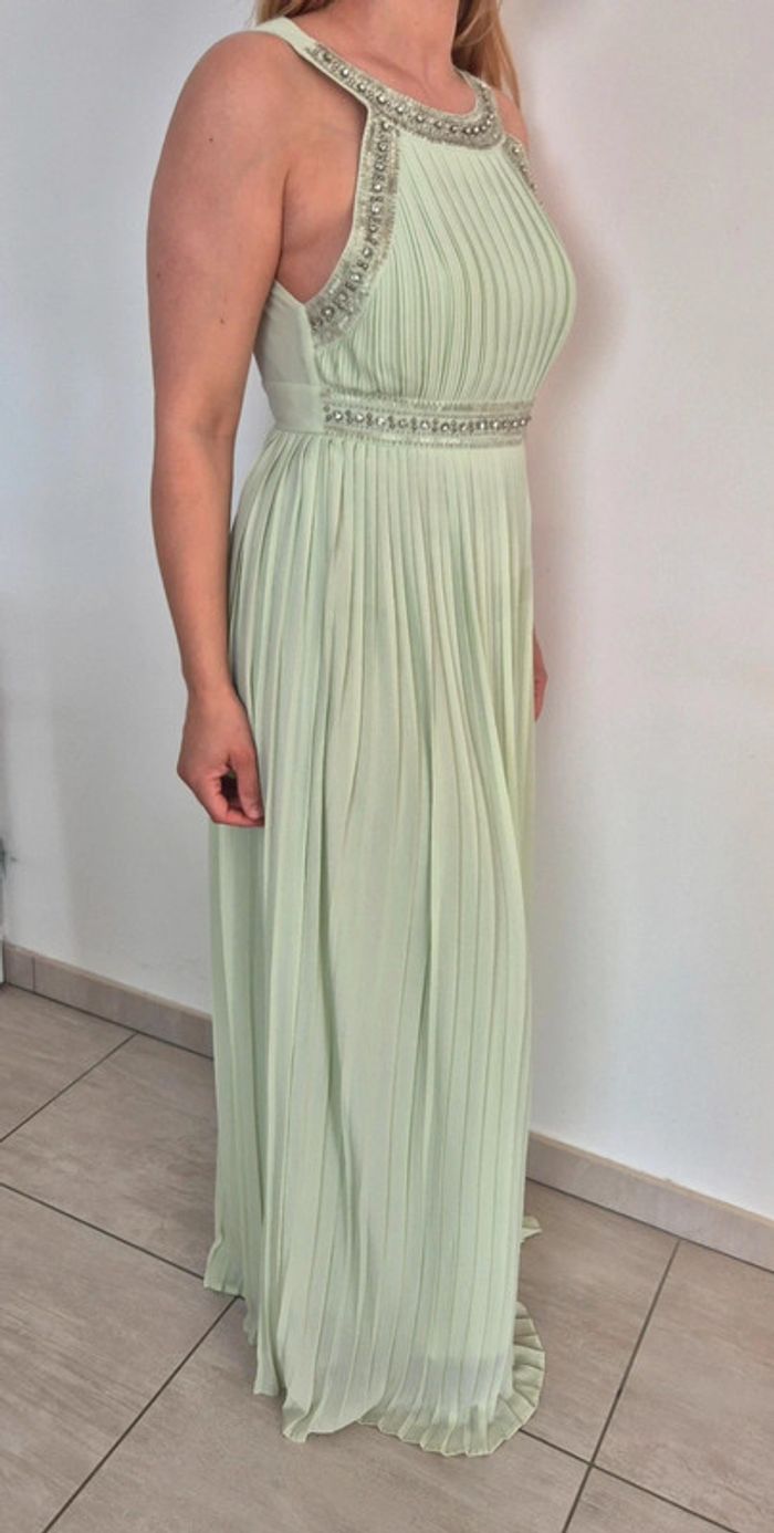 Robe longue verte avec paillettes - photo numéro 2