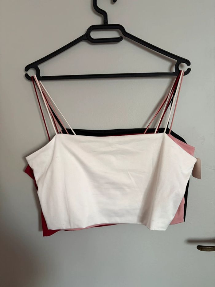 Lot 4 crop top