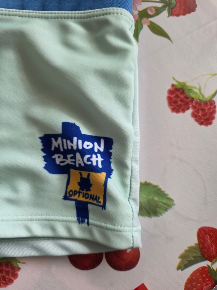 MAILLOT BAIN GARÇON MINIONS MINIONS TAILLE 6ANS - photo numéro 3