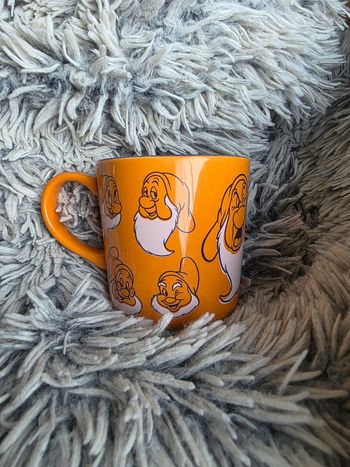 Tasse / mug disney blanche neige et les 7 nains disneyland paris - disney store