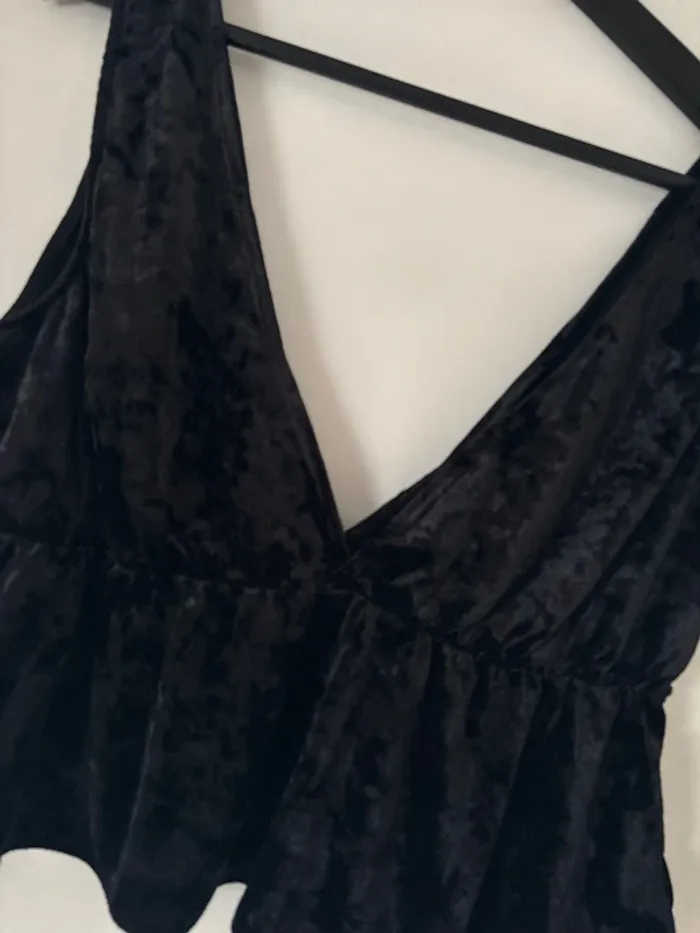 Blouse péplum court sans manches noire - photo numéro 2