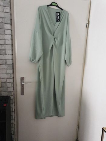 Jolie robe neuve L/XL