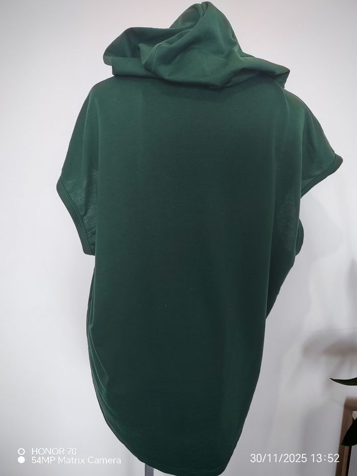 T shirt a capuche - photo numéro 3