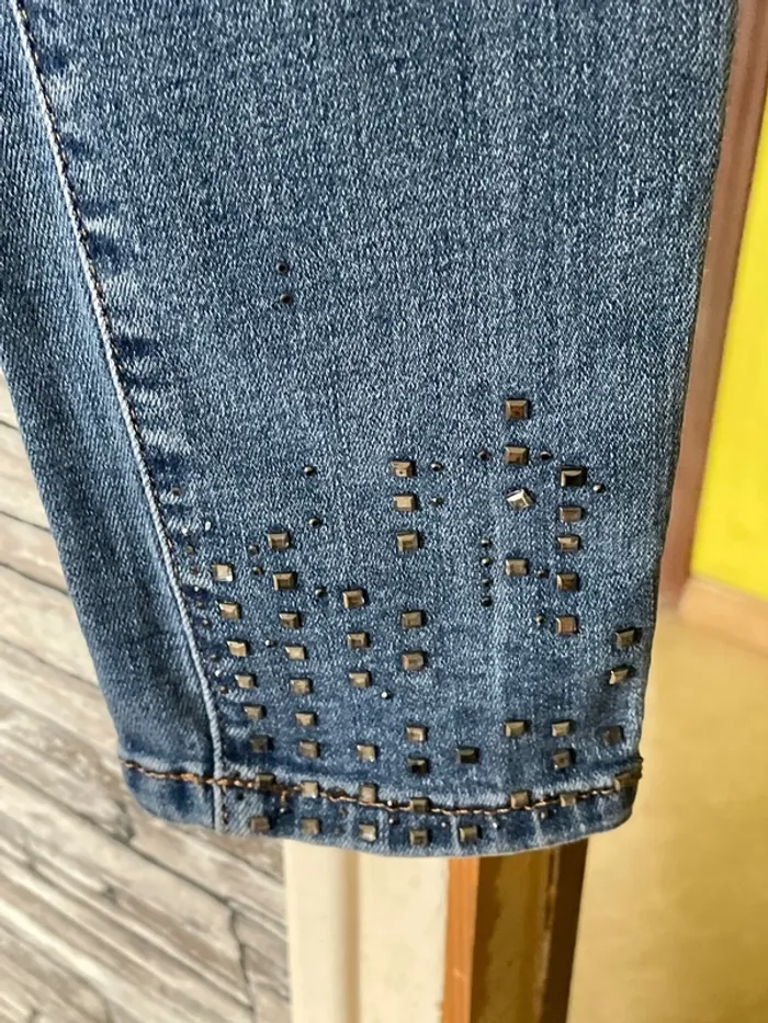 Jean femme taille XXL 44 - photo numéro 2