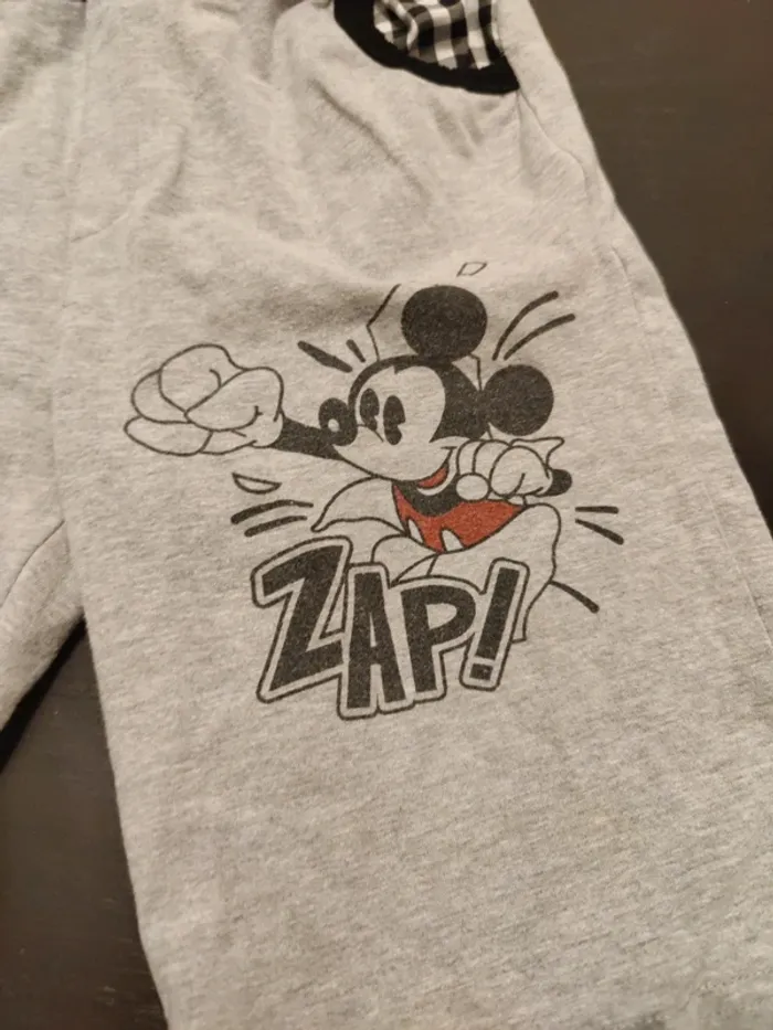 Short mickey 6-7ans - photo numéro 2