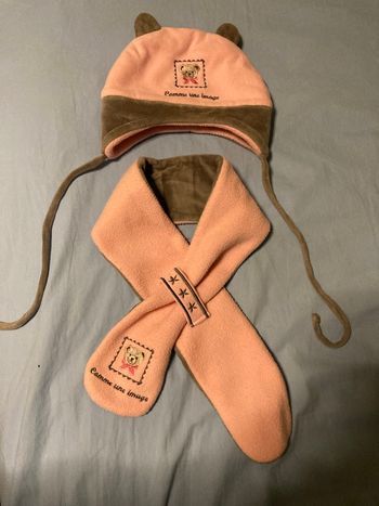 Lot bonnet et écharpe rose