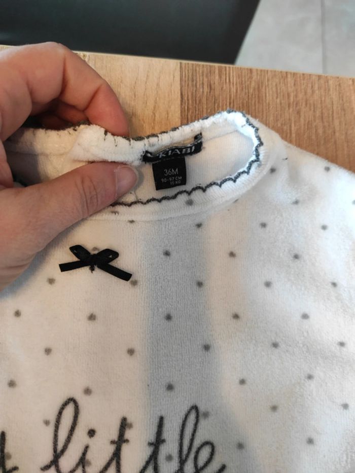 Pyjama Kiabi 3 ans en TBE porté 1 ou 2 fois ! - photo numéro 3