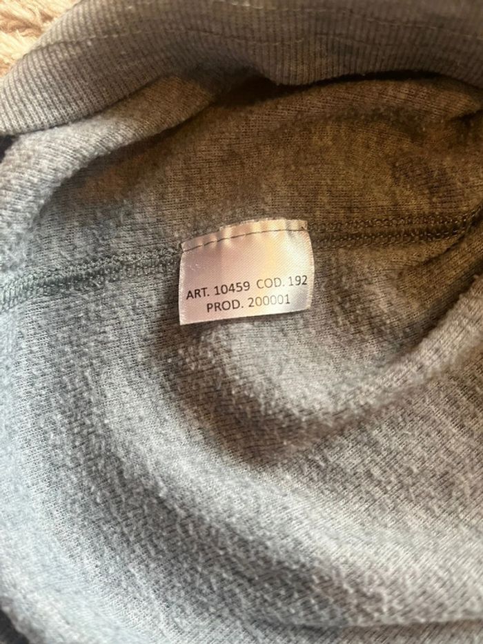 Tee shirt technique Odlo / 152 cm/ Gris / très bon état - photo numéro 5