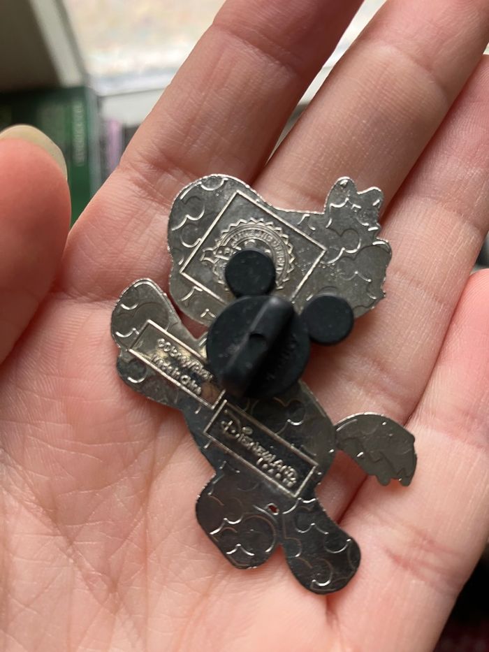 Pins Disney Bouton d’or - photo numéro 4
