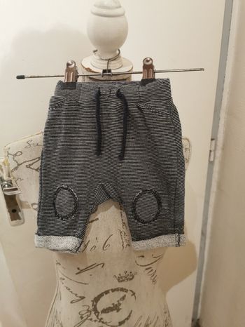 Pantalon tape à l œil 3 mois