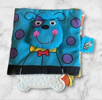 Livre d’éveil en tissus / animaux / Galt