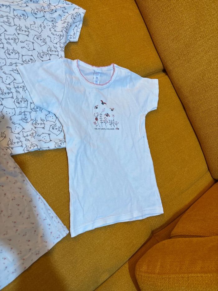Lot de 4 tee shirts 6 ans - photo numéro 3