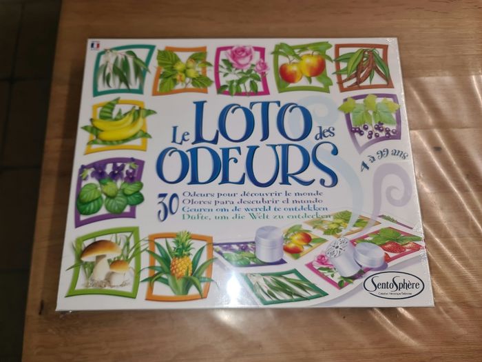 Neuf sous cellophane jeu de société Le Loto Des Odeurs des éditions SentoSphere