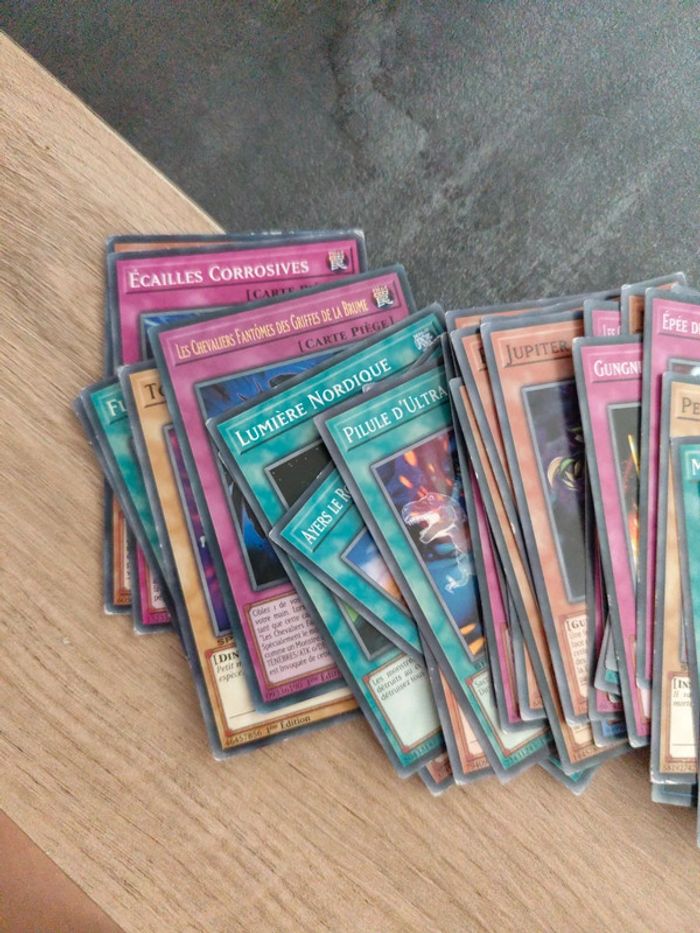 Lot 40 carte Yu-Gi-Oh - photo numéro 3