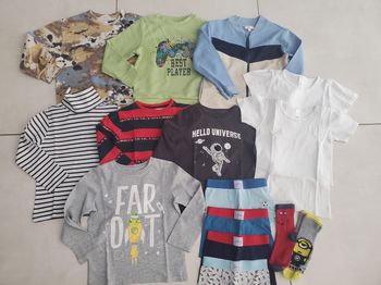 Lot de vêtements garcon automne 6 ans