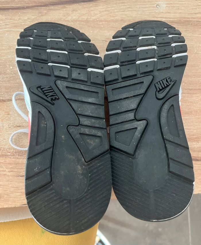 Baskets Nike pointure 38 - photo numéro 7