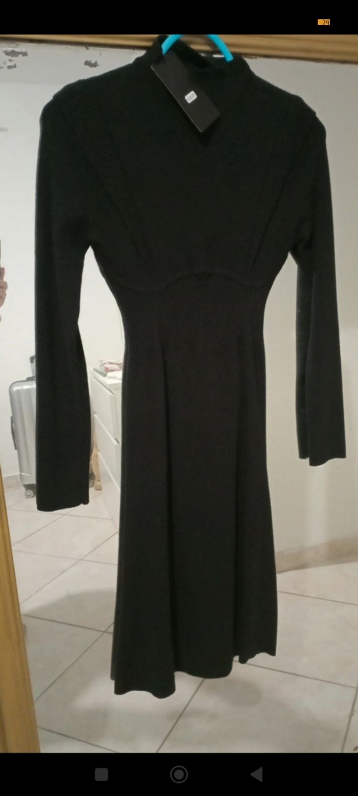 Robe noir hiver neuve
