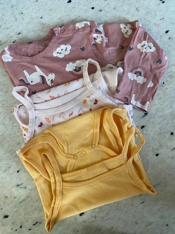 Lot hauts Tex 23mois