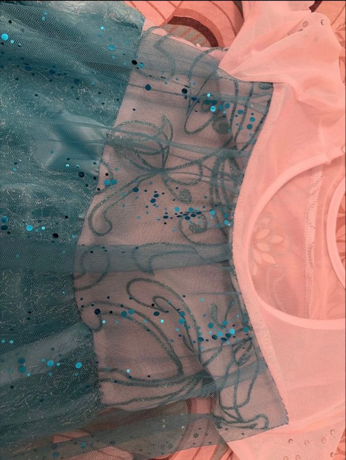 Robe anniversaire reine des neiges - photo numéro 2