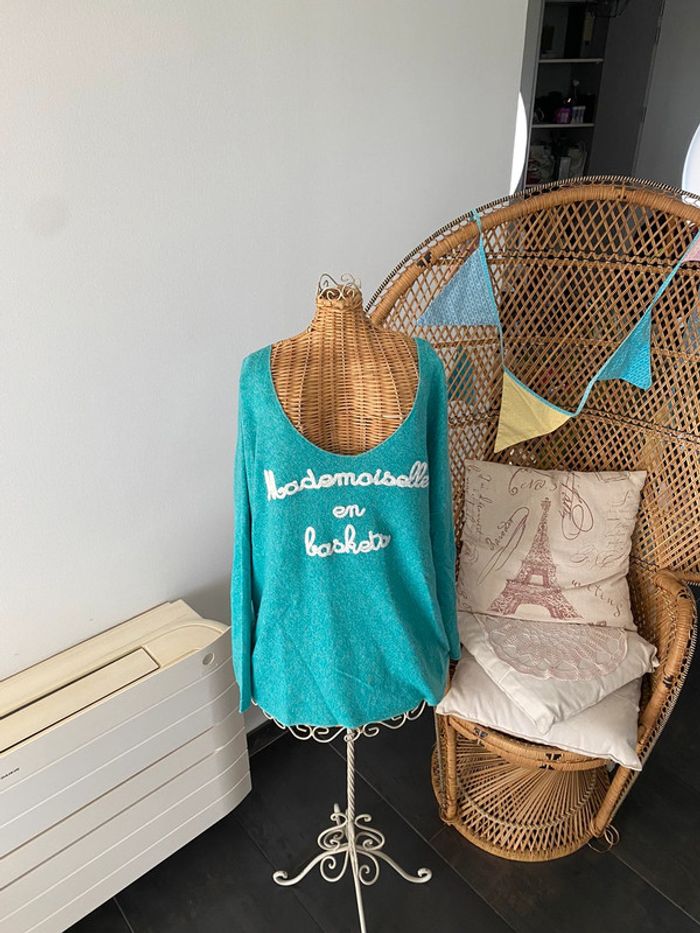 Pull manche longue turquoise Mademoiselle en baskets Ineo Couture taille M/L - photo numéro 2