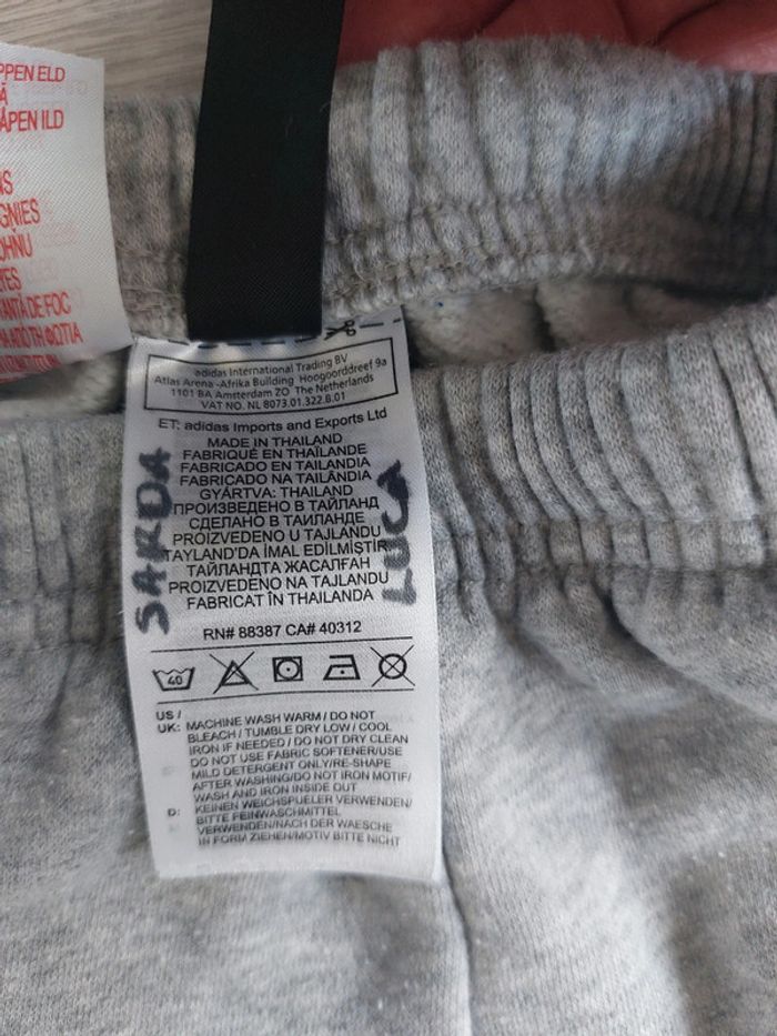 Pantalon de jogging Adidas taille 9 - 12 mois - photo numéro 5