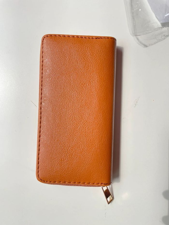 Portefeuille marron neuf 10x19 cm