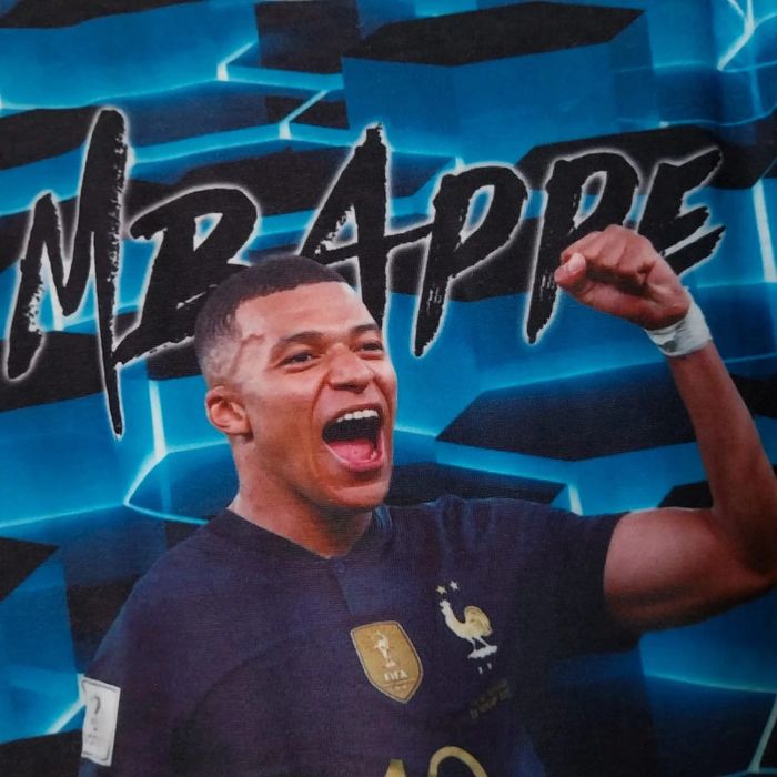 T-shirt Mbappe 4 ans neuf - photo numéro 2