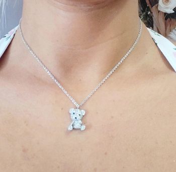 Collier doré pendentif ourson strass – Bijou mignon et brillant