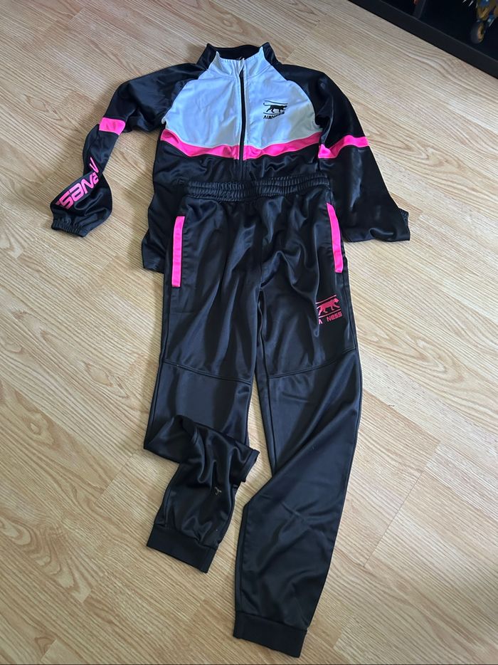 Ensemble jogging airness 12 ans