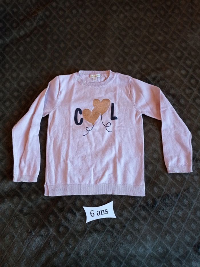 Pull rose 6 ans