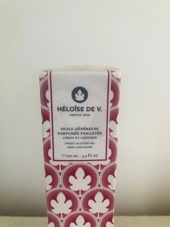 Huile généreuse parfumée et pailletée Héloïse de V neuve
