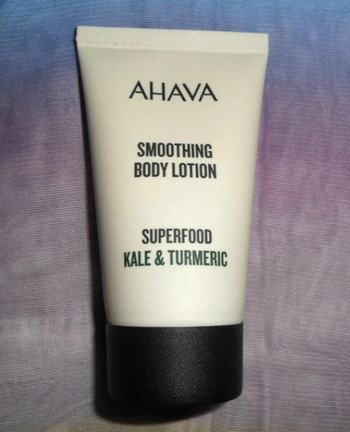 Lait Corps Lissant aux Superaliments Neuf