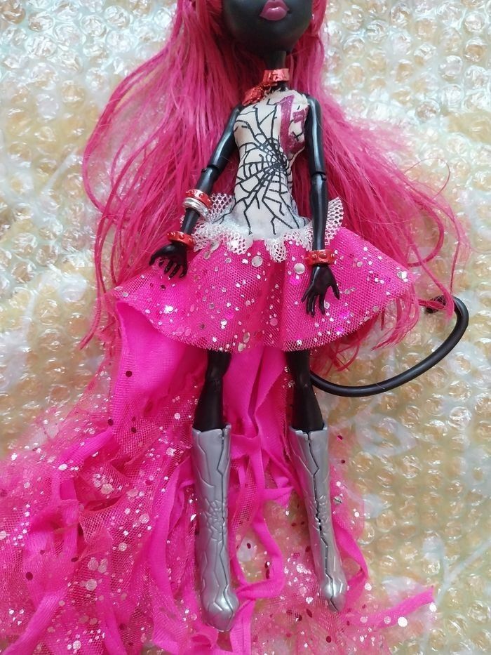 Poupée Catty Noir Vendredi 13 Chanteuse 13 Wishes Monster High Mattel - photo numéro 9