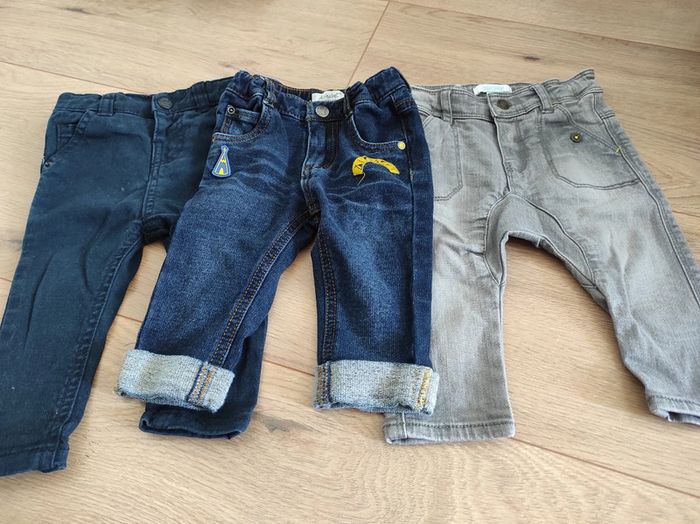 Lot de trois pantalons 6 mois - photo numéro 2