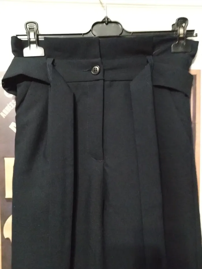 Pantalon Y Coo T36 – noir taille haute, chic avec ceinture - photo numéro 7
