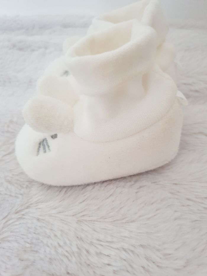Chaussons bebe NEUFS - photo numéro 2