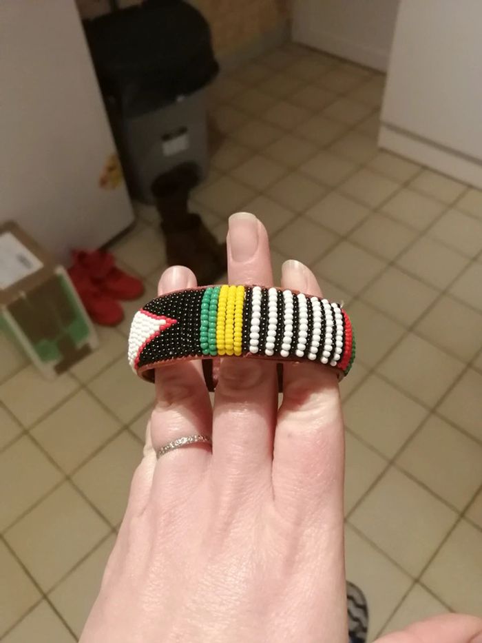 Bracelet cuir et perles - photo numéro 3