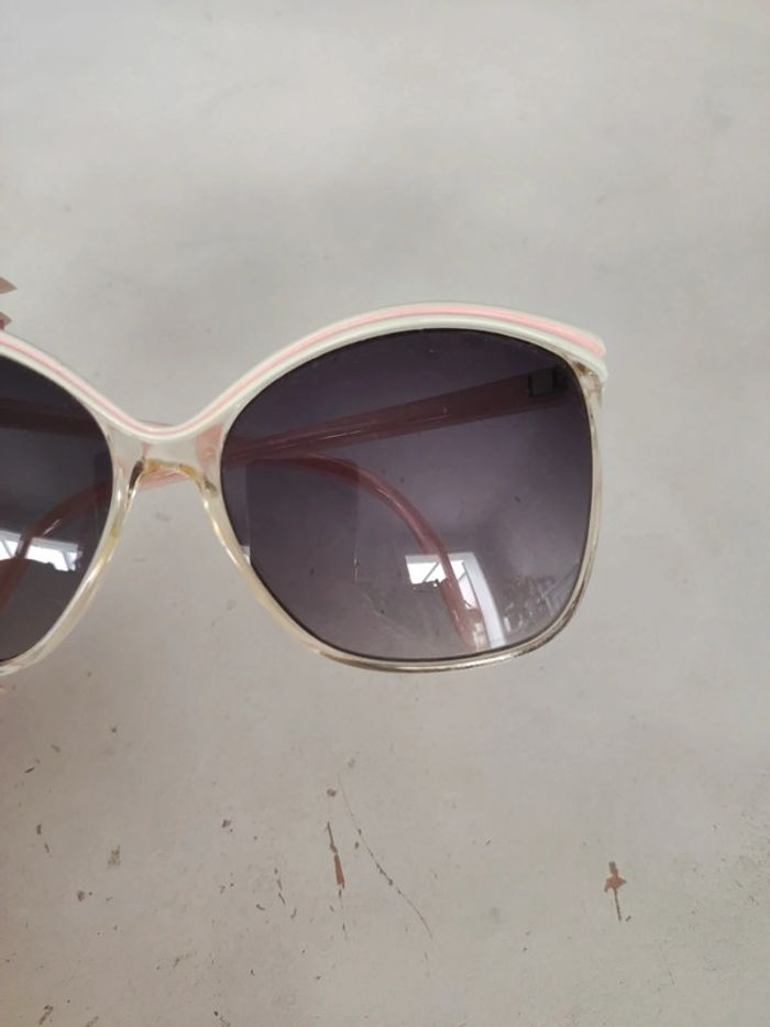 Lunettes de soleil inspiration 70's - photo numéro 8