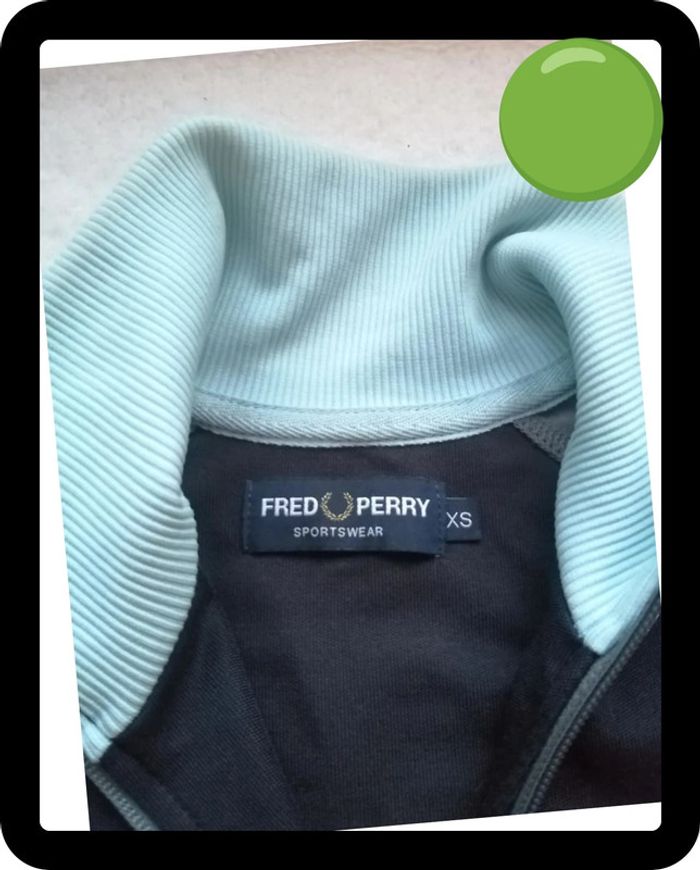 Très belle veste Fred Perry - photo numéro 4