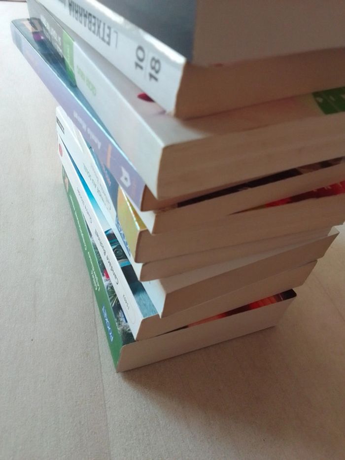 Plusieurs livres de poche a 0.50C - photo numéro 8