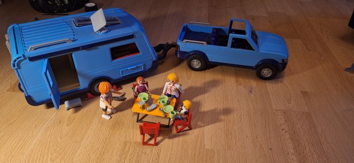 Playmobil Caravane + 4×4 voiture décapotable