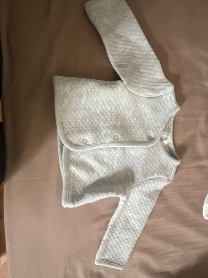 Vêtement 1 mois - photo numéro 4