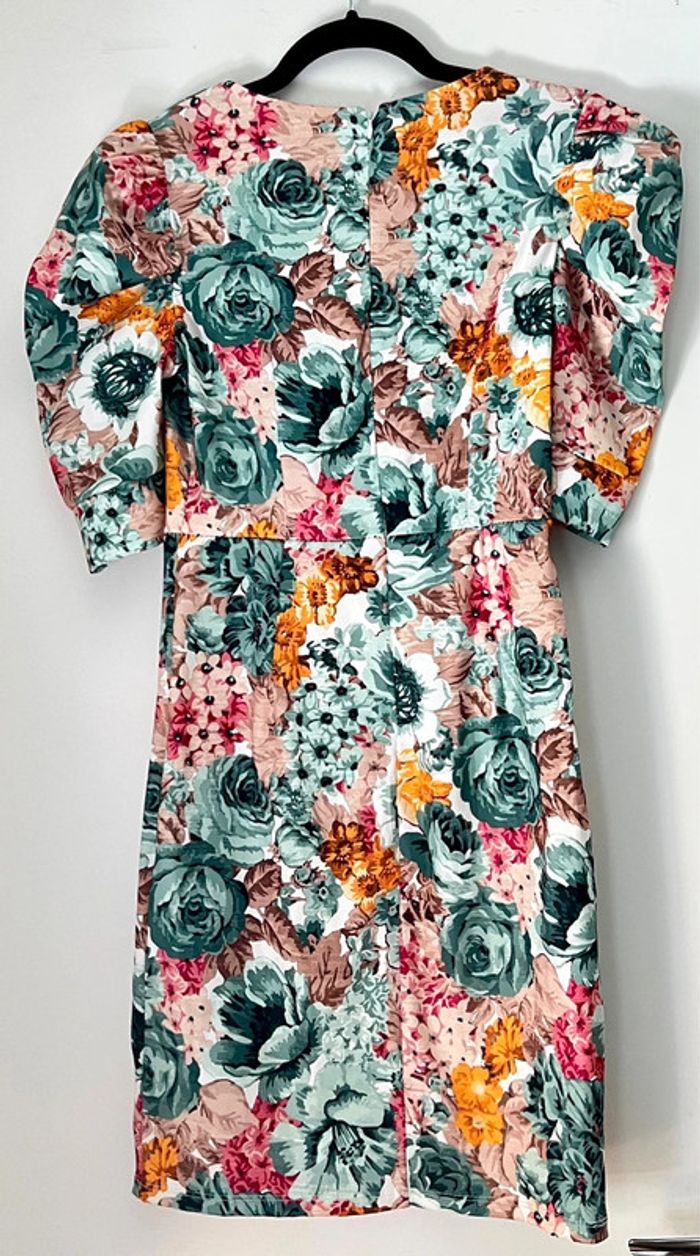 Robe courte imprimée fleurs style vintage taille 36 - photo numéro 6